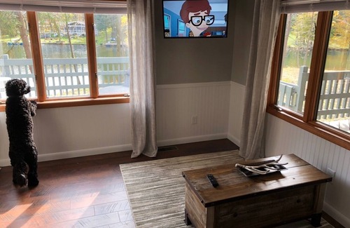 Treasure Lake House | Incredible Lakefront Property with Year Round Hot Tub; Bring the Whole Family