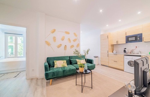 Palos de la Frontera Apartment | Incredible triple apartment in Atocha, 1A