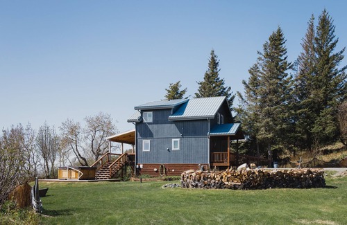 Homer Cottage | Incredible View, Privacy & Private hot tub!