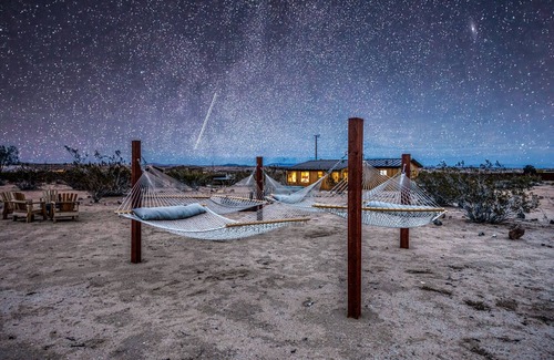 Joshua Tree House | Incredibly designed stargazing paradise with Southwest and Scandinavian vibes