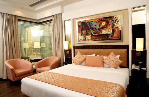 South City I Hotel | Inde Hotel Signature Tower