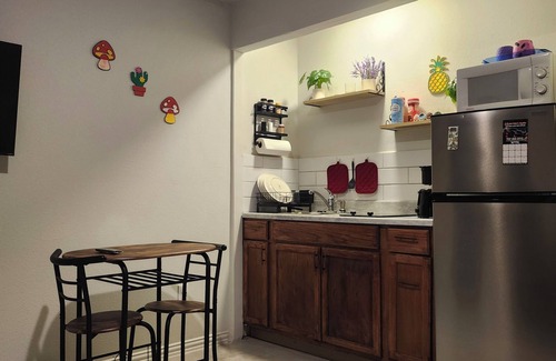 Waller Apartment | Independent and private room in a family house