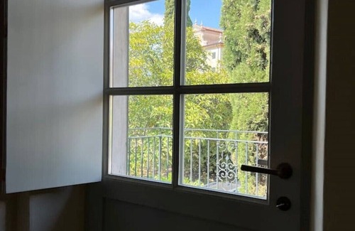 Bardolino Cottage | Independent cottage in historical garden