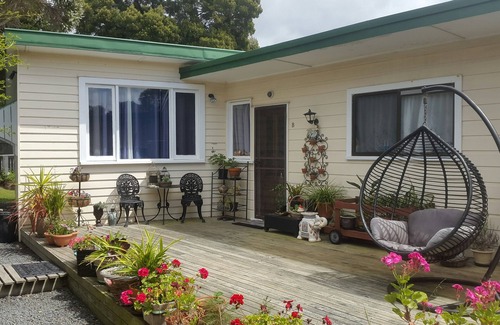Bicheno House | Independent holiday unit
