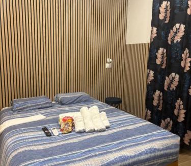 Prenestino-Labicano House | Independent INT-E Room with Bathroom and Break Corner