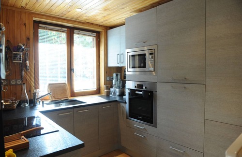 Formigueres Ski Chalet | Independent mountain chalet in a meadow of 1500 m² .12 pers.