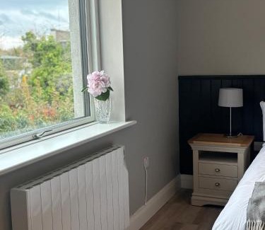 Listowel House | Independent Room Only - Listowel