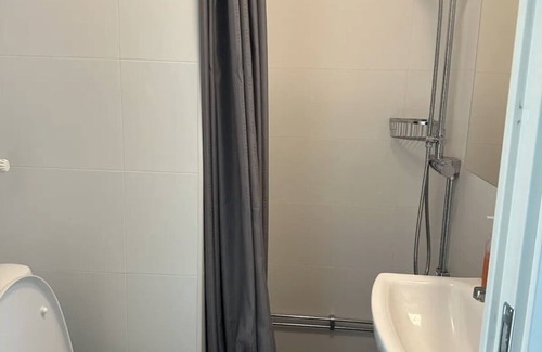 Solna Apartment | Independent studio close to Mall of Scandinavia