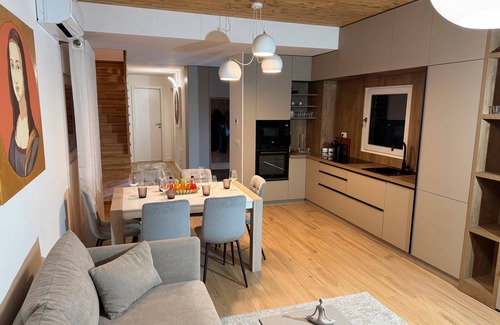Ceggia House | Independent Villa La Perla