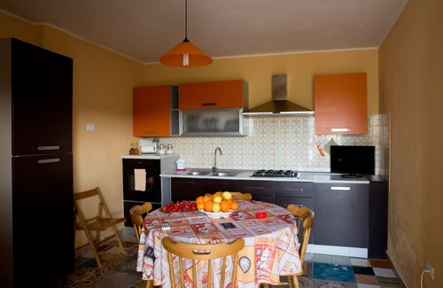 Marsala Villa | Independent Villa with Garden FREE WI-WI FREE PARKING