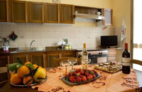 Marsala Villa | Independent Villa with Garden FREE WI-WI FREE PARKING