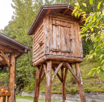 Indian Ski Chalet | Indian AK 25 min to Anchorage & 25 min to Girdwood