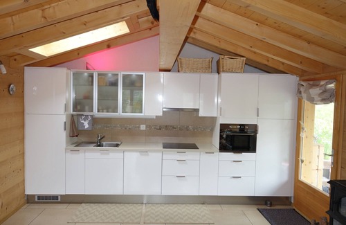 Lauenen Bei Gstaad Ski Chalet | Indian summer in Anniviers: Chalet Les Frasques, nature, sauna, chalet 36m2