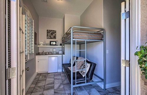 Indio Villa | Indio Casita: 2 Mi to Coachella & Stage Coach!