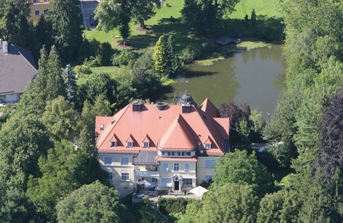 Morlbach Apartment | Individual 3-room attic unit in Mörlbach Castle