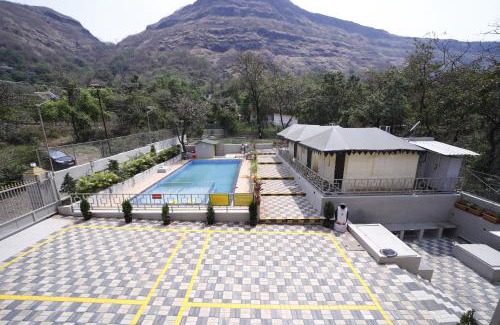 Paud Hotel | Indradhanush Hill Resort