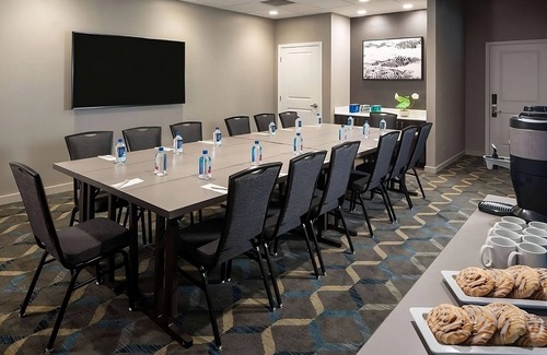 Fairfax Apartment | Indulge in a Delightful Hobbies, Free Breakfast, Pet-Friendly Stay!