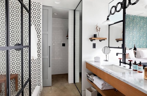 South Main Historic District Hotel | Indulge in an Unforgettable Getaway Experience! 3 Family-friendly Units