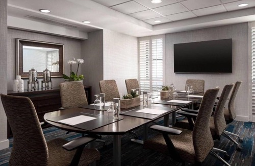 Fisherman's Wharf House | Indulge in comfort in our Room!