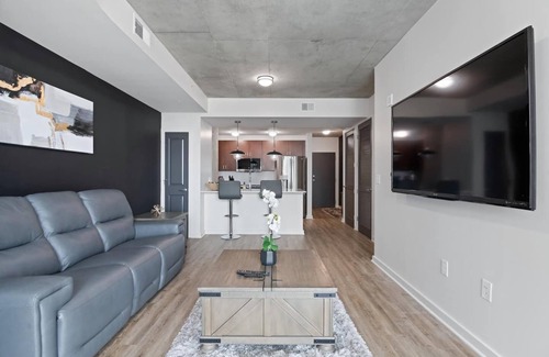 Midtown Apartment | Indulge in stylish living at our ideal location, perfect for relaxation and exploration of the city's offerings