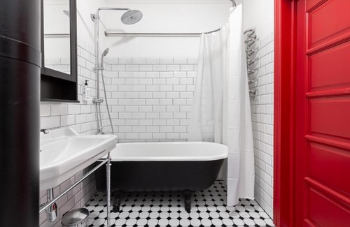 Avoti Apartment | Industrial Style 2bd apartment in City Centre
