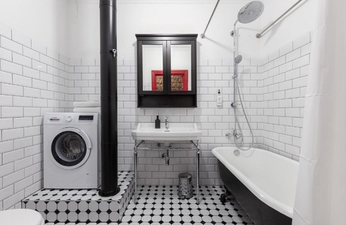 Avoti Apartment | Industrial Style 2bd apartment in City Centre