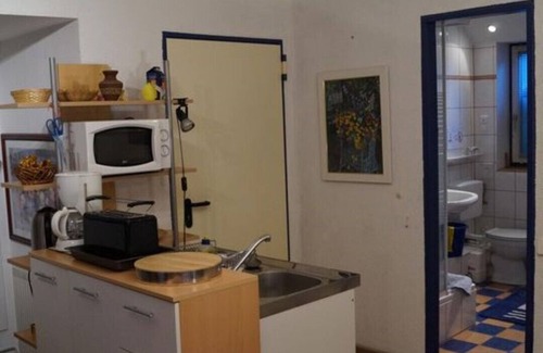 Mueggelheim Apartment | Inexpensive apartment in a beautiful country location with good liai