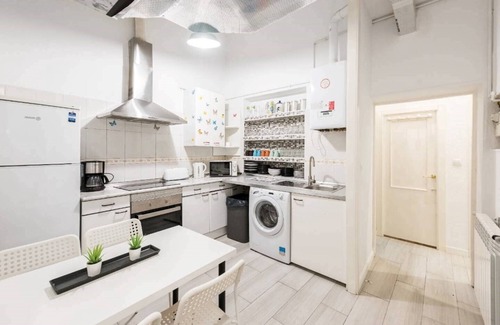 Chueca Apartment | INF, 5 BEDROOMS IN THE HEART OF MADRID