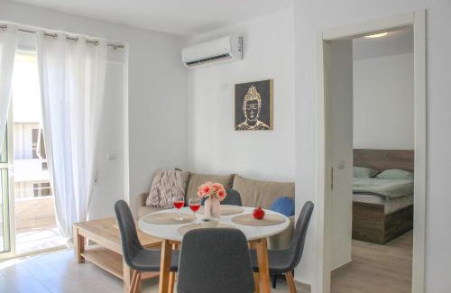 Durres Apartment | Infinite 680