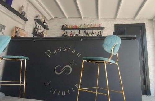 Rho Bed & Breakfast | Infinity Passion