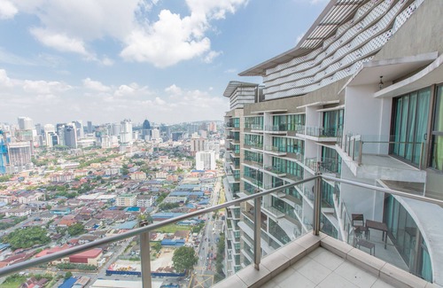 Titiwangsa Apartment | Infinity pool amazing view deluxe suite#22