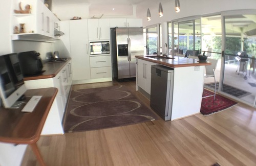 Tallebudgera Valley Bed & Breakfast | Ingleside Stud Farm