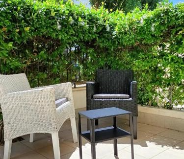 Miramare Apartment | Ingresso e cortile privato