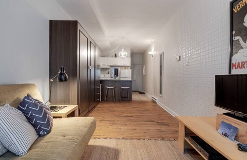 La Cite-Limoilou Apartment | Initial | Aube | Québec