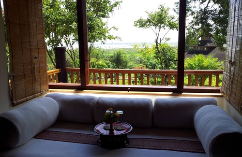 Nyaungshwe Resort | Inle Lake View Resort & Spa