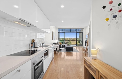 Aireys Inlet Apartment | Inlet Apartment I Walk to beach, cafes and more