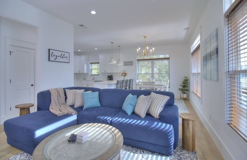 Murrells Inlet House | Inlet Escape - 5 BR/4 BA House Minutes From Murrells Inlet Marshwalk