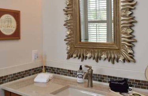 Haymarket Bed & Breakfast | Inn at Evergreen