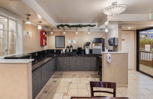 Renton Hotel | Inn at Lake Washington By OYO I-405