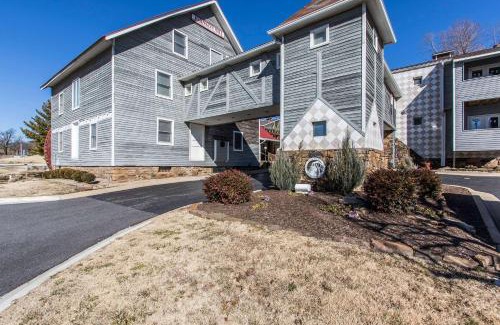 Johnson Hotel | Inn at the Mill, an Ascend Collection Hotel
