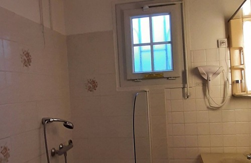 Chateauneuf-sur-Loire Cottage | Inn Châteauneuf-sur-Loire, 2 bedrooms, 3 people