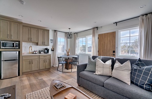 Williams Cabin | Inn History Grand Canyon