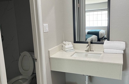 Uvalde Hotel | Inn of Uvalde