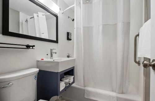 Watertown Hotel | Inn On Arsenal