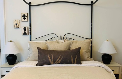 Stratford Bed & Breakfast | Inn on the Avon: a charming escape offering refined comfort and timeless charm.