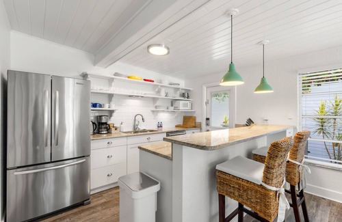 Pass-a-Grille Hotel | Inn on the Beach