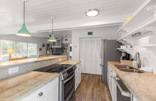 Pass-a-Grille Hotel | Inn on the Beach