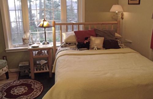 Friday Harbor Bed & Breakfast | Inn to the Woods