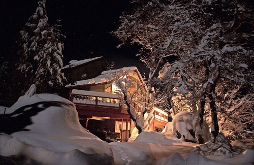 Yosemite West Apartment | Inside Yosemite N.P. Gates!, Our Cozy Rooms Are Minutes From Valley Attractions