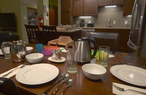 Yosemite West Ski Chalet | Inside Yosemite Nat Park! Newly remodeled private 2bd 2ba home with central A/C